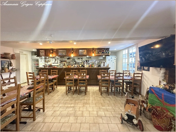 Fonds de Commerce Restaurant Pizzeria  Bon emplacement  à Courville-sur-Eure (28190) Licence III