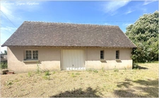 Courville-sur-Eure Maison familiale de 155 m², terrain arboré de 8317 m². Cadre exceptionnel et fort potentiel !
