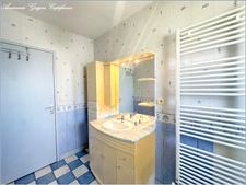 CHUISNES ( 28190) - Maison familiale 102m²,  3 chambres (possibilité d'une quatrième) terrain 1141 m², sous-sol total