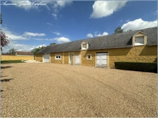 Propriété: maison de 120 m², 3 chambres, 150 m² de dépendances, terrain clos 2810 m² à 8 min de Chartres