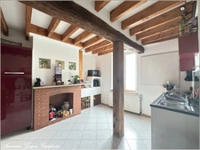 Courville-Sur-Eure à vendre, maison de village 123 m², 2 chambres avec la possibilité d'aménager une troisième chambre 