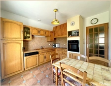 CHUISNES ( 28190) - Maison familiale 102m²,  3 chambres (possibilité d'une quatrième) terrain 1141 m², sous-sol total