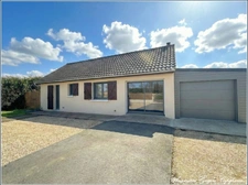 Courville-Sur-Eure, maison de plain pied, renovée entierement - 2 ( possibilité d'une 3eme) chambres, terrain clos de 2428 m²