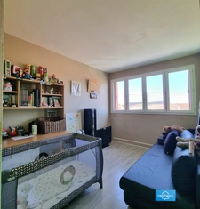 Exclusivité Bel Appartement 4 pièces NEUILLY SUR MARNE 74,83 m2 avec Cave et stationnement 