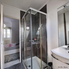 Maison individuelle à vendre 5 pièces GAGNY Terrain 359 m2 proche RER E (93)