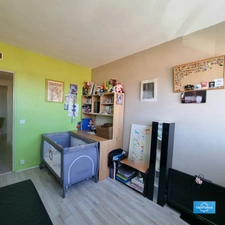 Exclusivité Bel Appartement 4 pièces NEUILLY SUR MARNE 74,83 m2 avec Cave et stationnement 
