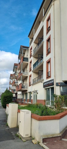 Opportunité Neuilly sur Marne 3 pièces 71 m2 lumineux avec balcon et parking