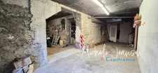 APPARTEMENTS DANS UNE MAISON : FORT POTENTIEL