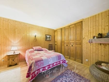 Grande propriété familiale sur 7 533 m² de terrain plat