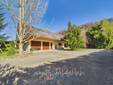 Grande propriété familiale sur 7 533 m² de terrain plat