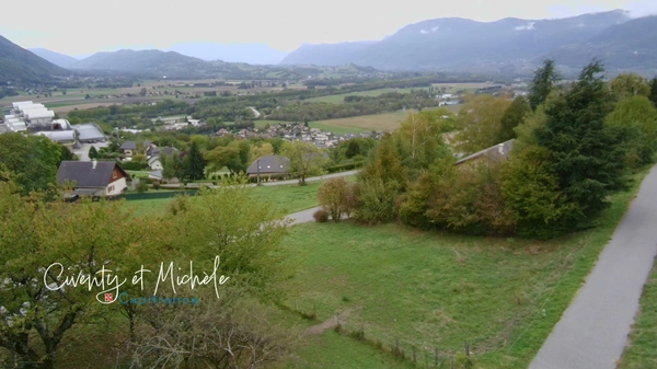 Terrain à vendre  AITON (73)