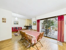 Grande propriété familiale sur 7 533 m² de terrain plat