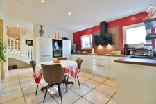 Dpt Pyrénées Atlantiques (64), for sale VILLEFRANQUE house P6 of 233.95 m² - Land of 1,561.00 m²
