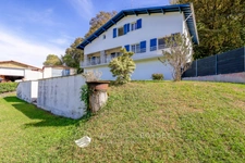 ENSEMBLE IMMOBILIER DE 309 M² – 3 APPARTEMENTS INDÉPENDANTS SUR 2 890 M² DE TERRAIN