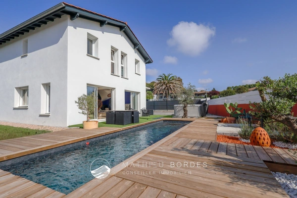 Maison contemporaine à vendre 5 pièces ANGLET (64)