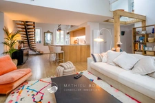 Un loft au coeur des arènes avec jardin avec local commercial en sus