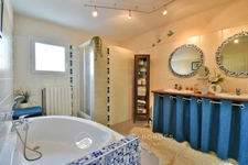 Dpt Pyrénées Atlantiques (64), for sale VILLEFRANQUE house P6 of 233.95 m² - Land of 1,561.00 m²