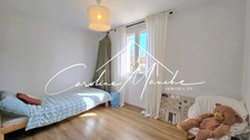 Maison mitoyenne T4/5 de 125m² - terrasse, piscine et jardin