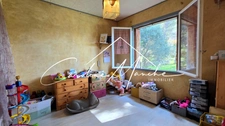 Maison T4 de 85m² à rénover sur terrain de 5000m² en zone naturelle – Ventabren