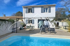 Maison mitoyenne T4/5 de 125m² - terrasse, piscine et jardin