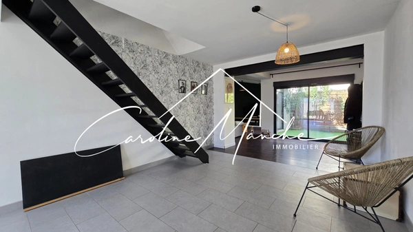 Maison mitoyenne T4/5 de 125m² - terrasse, piscine et jardin