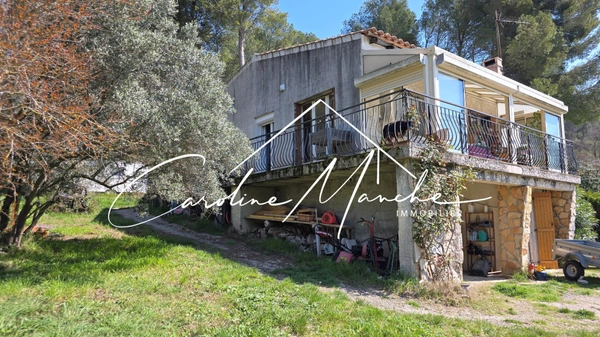 Maison T4 de 85m² à rénover sur terrain de 5000m² en zone naturelle – Ventabren