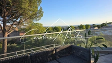 Large character property of 250m² on a plot of 1500m²