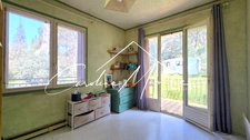Maison T4 de 85m² à rénover sur terrain de 5000m² en zone naturelle – Ventabren