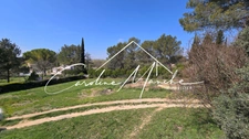 Maison T4 de 85m² à rénover sur terrain de 5000m² en zone naturelle – Ventabren