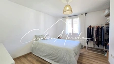 Maison mitoyenne T4/5 de 125m² - terrasse, piscine et jardin