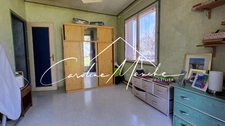 Maison T4 de 85m² à rénover sur terrain de 5000m² en zone naturelle – Ventabren