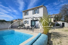 Maison mitoyenne T4/5 de 125m² - terrasse, piscine et jardin