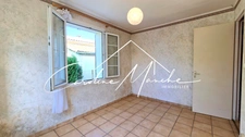 Maison à rénover de plain-pied de 67m² - 2 chambres - jardin et garage