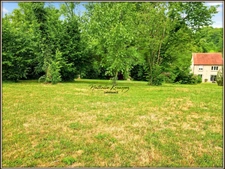 Maison à vendre CHATEAU PORCIEN (08) sur terrain de 3500m² - 3 chambres