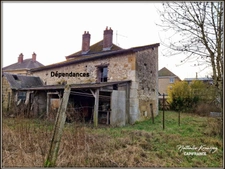 Dpt Ardennes (08), à vendre LE CHESNE maison à rénover sur terrain de 900m² environ   