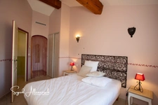 Real estate complex, One property, 4 high-end homes for sale 15 minutes from NARBONNE