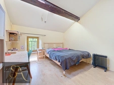 Estate for sale (Aude) – views of the Pyrenees – rare self-sufficiency 