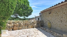 Charming stone house with 3 bedrooms, garden, terrace and garage – Authentic charm in the heart of a quiet village surrounded by nature