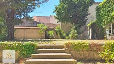 Charming building with garden – Over 750 m² of living space in the heart of Limoux
