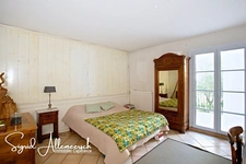 Maison de plain-pied 198m², 7 chambres, entourée de nature – Villemoustaussou