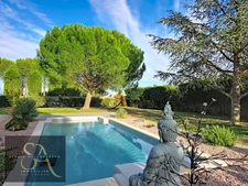 AUDE, En périphérie de Carcassonne, maison 377m² sur parc clos possibilité gîte