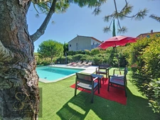 A vendre une propriété, deux maisons, à 20 min de Carcassonne et 15min de Limoux, Aude