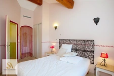 Exceptional estate spanning nearly 16 hectares on the riverbank