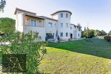 AUDE, En périphérie de Carcassonne, maison 377m² sur parc clos possibilité gîte