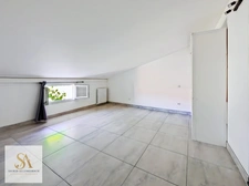 Belle maison familiale avec terrasse au cœur de Puichéric