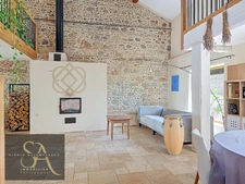 Estate for sale (Aude) – views of the Pyrenees – rare self-sufficiency 