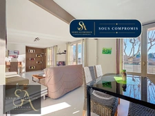 Apartment 98 m² (79.89 m² under the Carrez Law) Carcassonne – 2 bedrooms (possibility of a 3rd) – 1st floor – View of the Cité and the Aude river – Ideal residence or rental/tourist investment