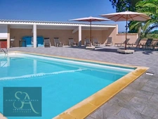Propriété (trois maisons) 249m² avec piscine  à vendre pièces 15 minuntes de NARBONNE (11)
