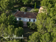 Maison de plain-pied 198m², 7 chambres, entourée de nature – Villemoustaussou