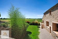 Exceptional estate spanning nearly 16 hectares on the riverbank